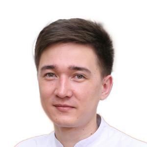 Умурзаков Амир Ильдарович, стоматолог-ортодонт, стоматолог, стоматолог-имплантолог - Бишкек