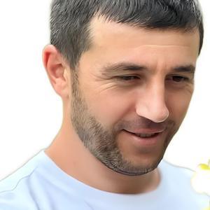 Мералиев Ахмед Бекзадаевич - фотография Мералиев Ахмед Бекзадаевич, стоматолог-ортопед, стоматолог-имплантолог, стоматолог-хирург - Бишкек