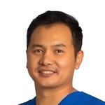 Тыныбеков Искендер Тыныбекович, Стоматолог-хирург, Стоматолог-имплантолог - Бишкек