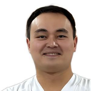 Суюнтбеков Нуржигит Кумушбекович, стоматолог-хирург, стоматолог-имплантолог, стоматолог-ортопед - Бишкек