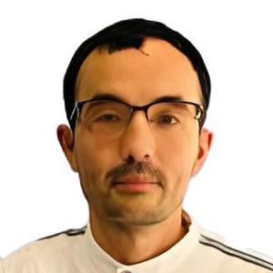 Абдымомунов Нурбек Султаналиевич, стоматолог - Ош